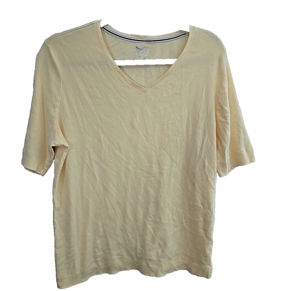 Chico's The Ultimate Tee Yellow V-Neck Short Sleeve Casual Top Womans‎ Size XL